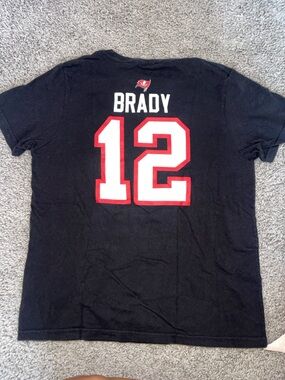 Tom Brady #12 Black Tampa Bay Buccaneers T-Shirt